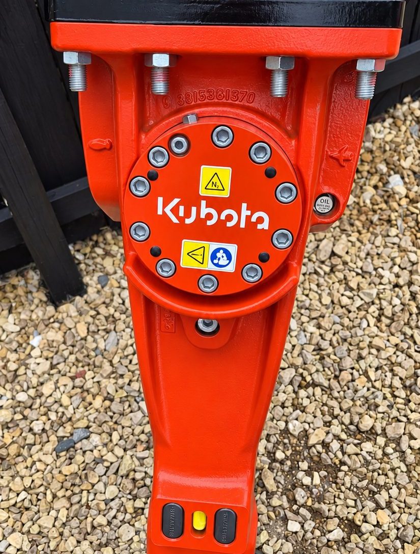 Kubota KM155 hydraulic breaker attachment